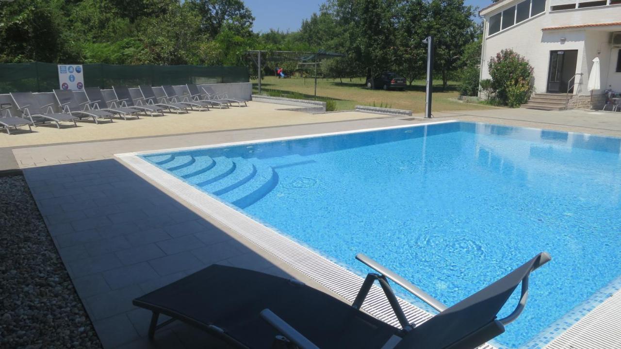 Apartment Suzy Вантачичи Стая снимка