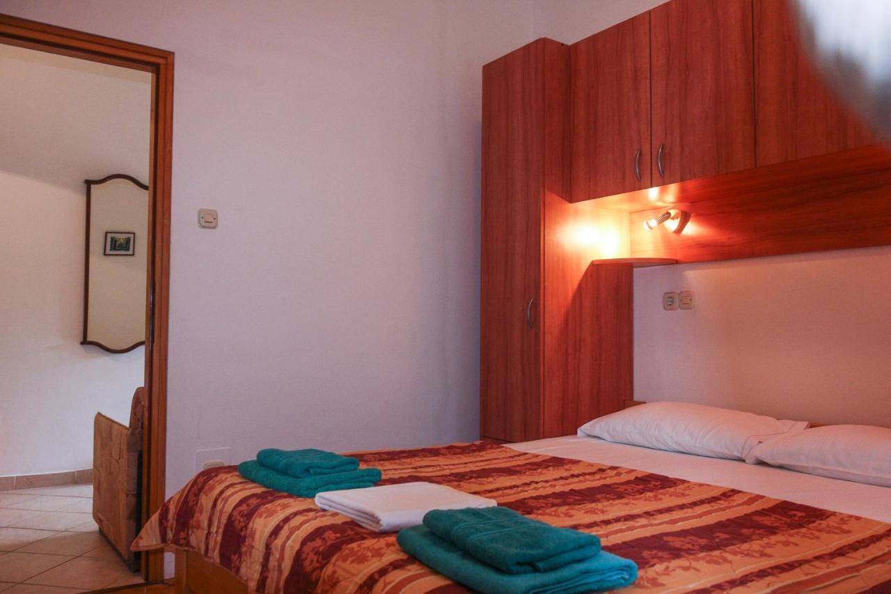 Apartment Suzy Вантачичи Екстериор снимка